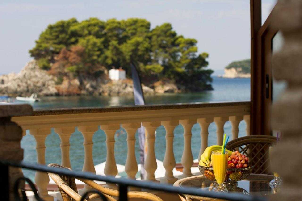 Utopia Parga Esterno foto