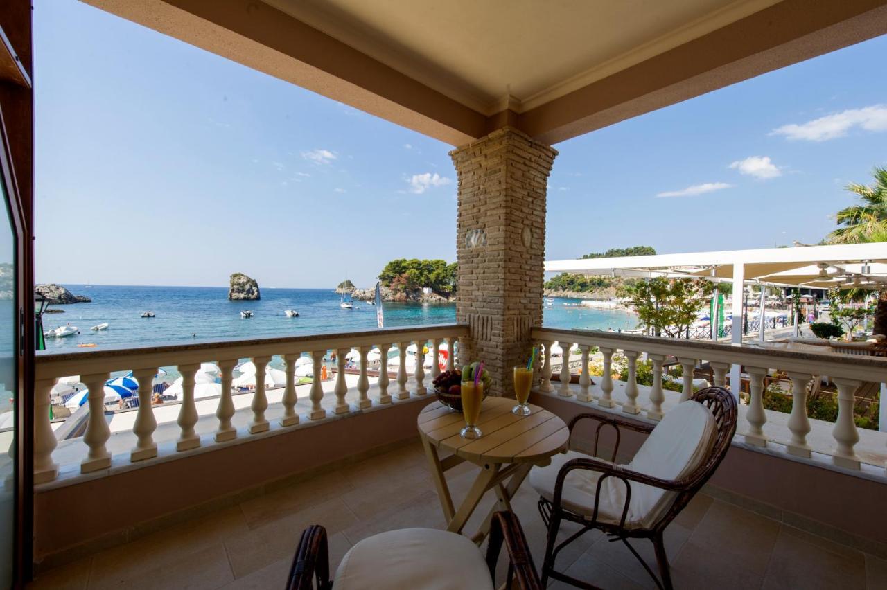 Utopia Parga Esterno foto